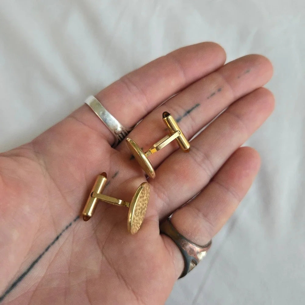 Vintage Krementz Cufflinks OS Men Gold Amber Glass Textured Oval Toggle USA Made